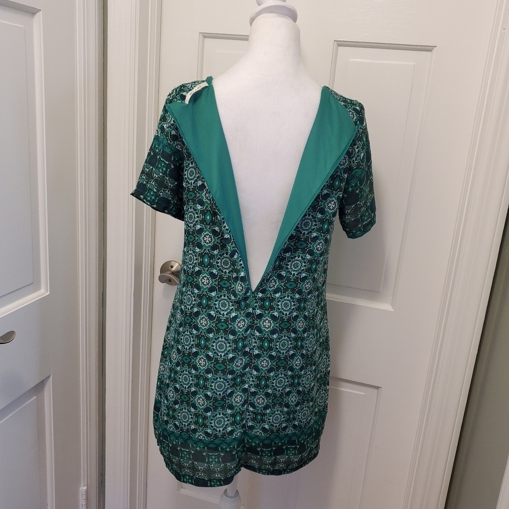 Mi Ami Green Mini Dress Size SMALL - Picture 5 of 10